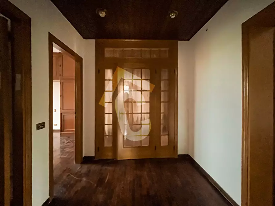 Immagine 12 di Pentalocale in vendita  a Jesi