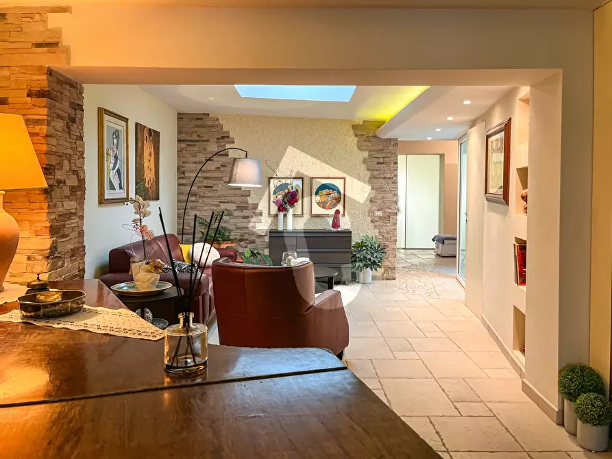 Immagine 3 di Appartamento in vendita  a Jesi