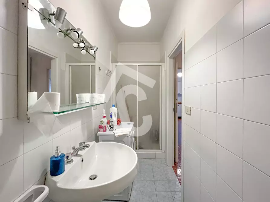 Immagine 9 di Bilocale in affitto  a Jesi