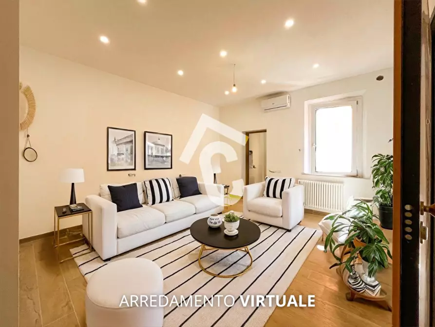 Immagine 1 di Trilocale in vendita  a Jesi