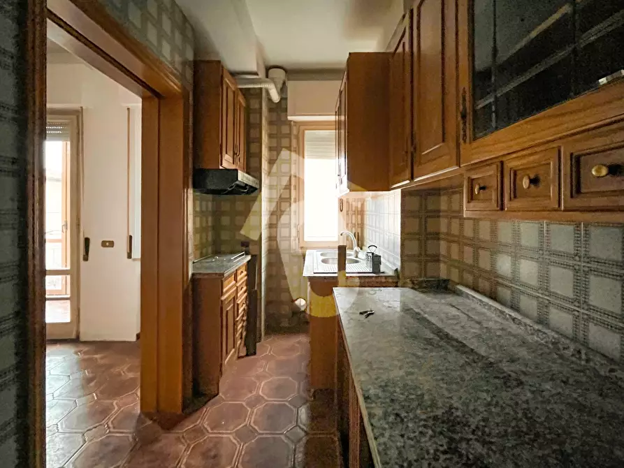 Immagine 7 di Pentalocale in vendita  a Jesi