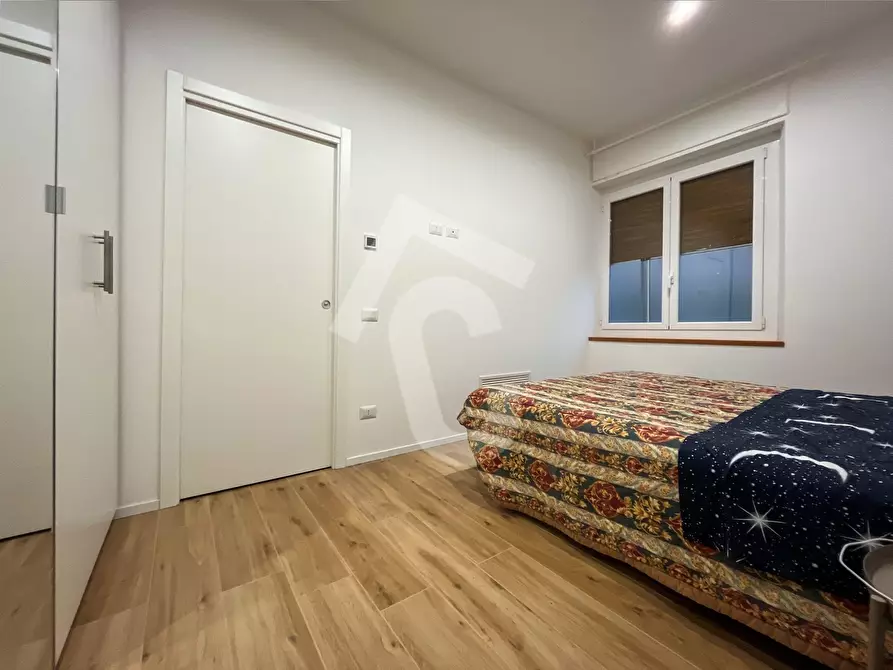 Immagine 6 di Bilocale in affitto  a Jesi