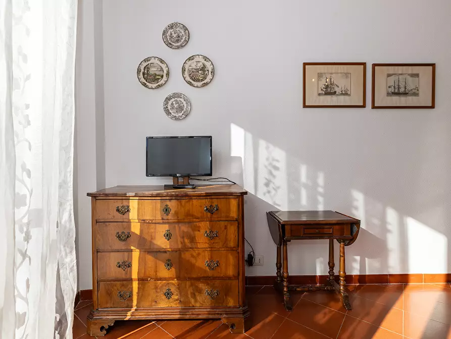 Immagine 27 di Bilocale in affitto  in Via Nicolò Saccone a Finale Ligure