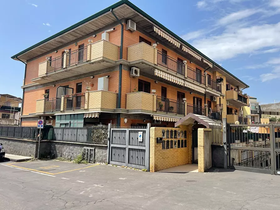Immagine 1 di Appartamento in vendita  a Tremestieri Etneo
