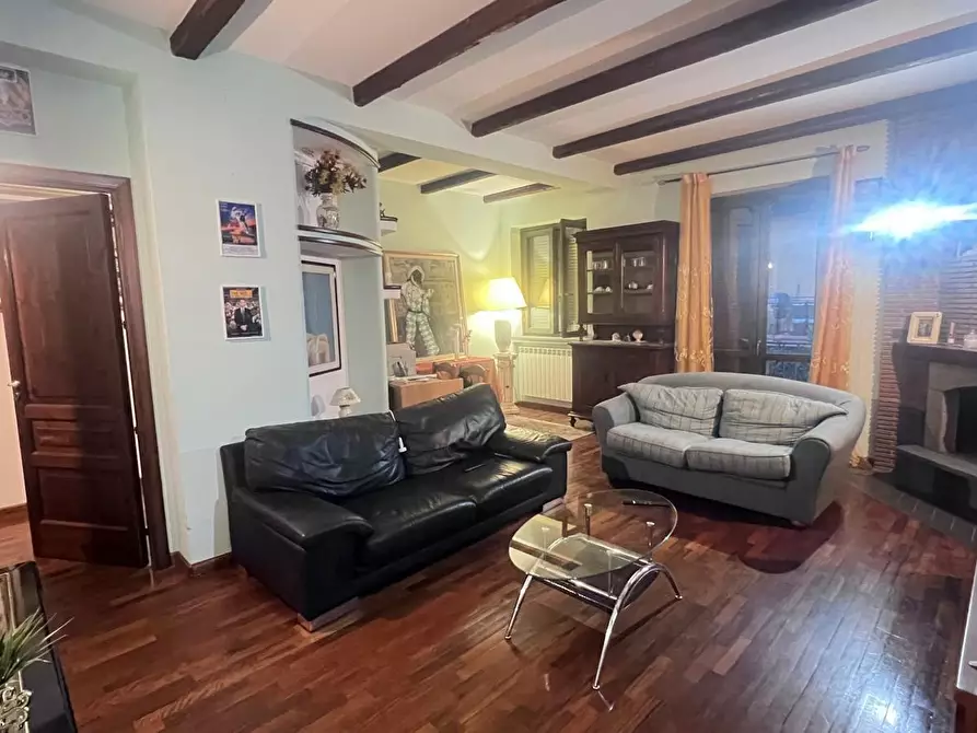 Immagine 15 di Appartamento in vendita  a Tremestieri Etneo