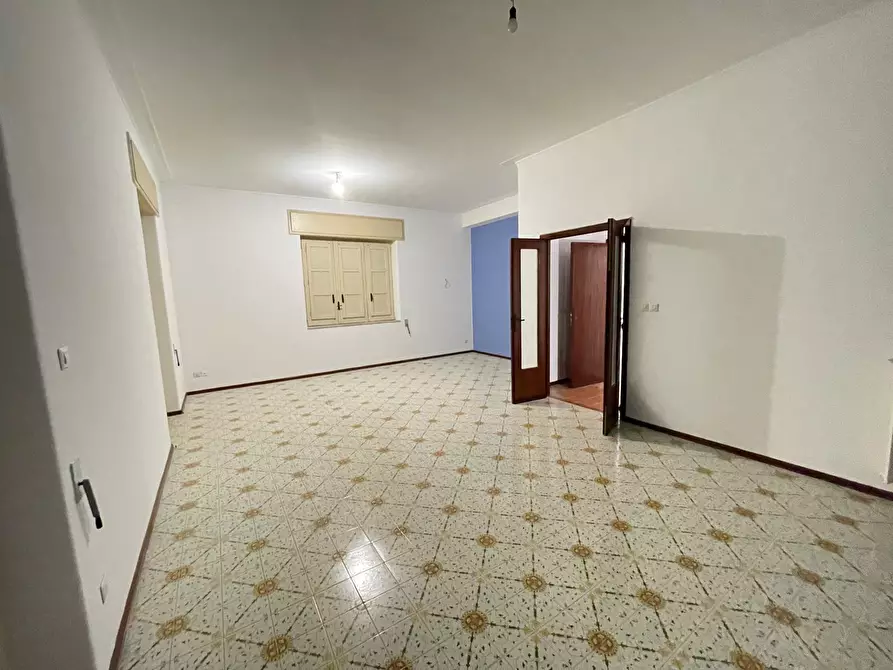 Immagine 9 di Villa in vendita  a Pedara