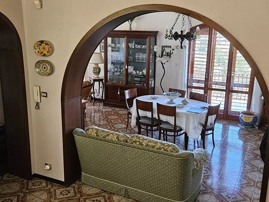 Immagine 19 di Villa in vendita  a Mascalucia