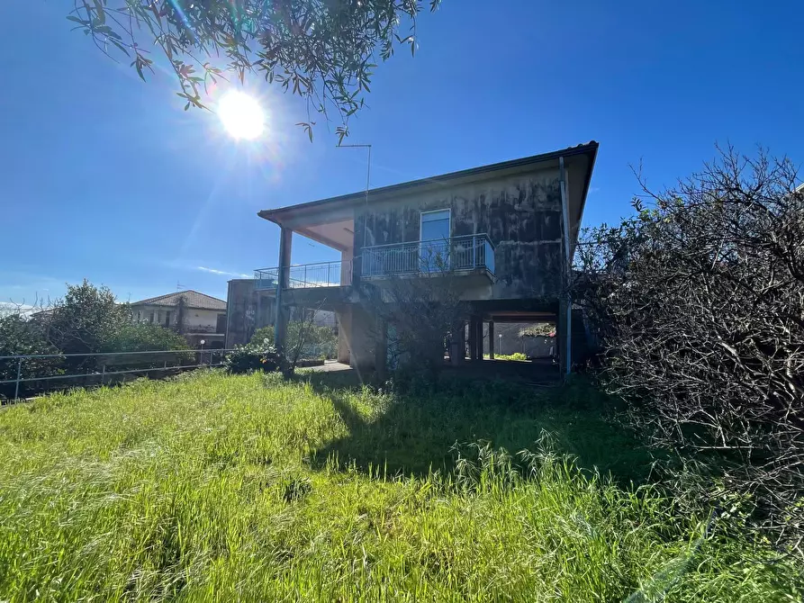 Immagine 5 di Villa in vendita  a Tremestieri Etneo