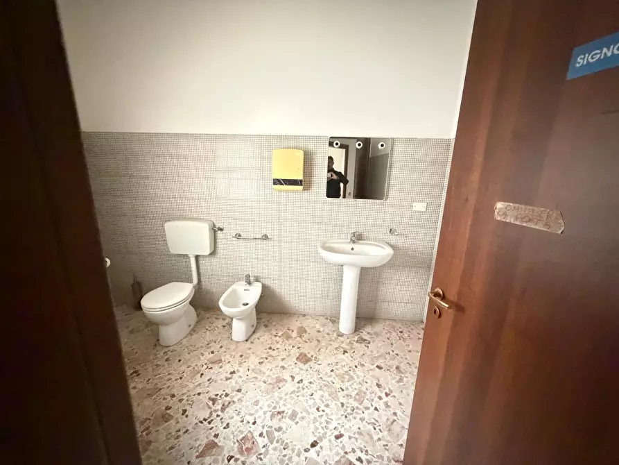 Immagine 18 di Appartamento in affitto  in Via Giuseppe Martinez a Acireale