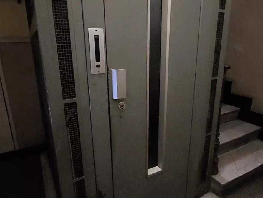 Immagine 35 di Trilocale in vendita  in Corso Luigi Andrea Martinetti a Genova