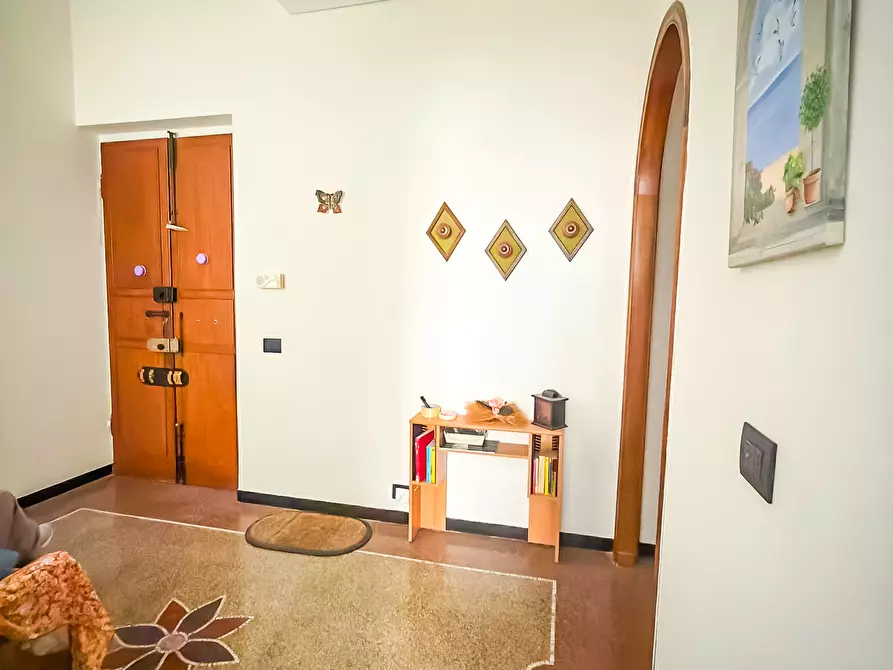 Immagine 4 di Appartamento in vendita  in Via Tortosa a Genova