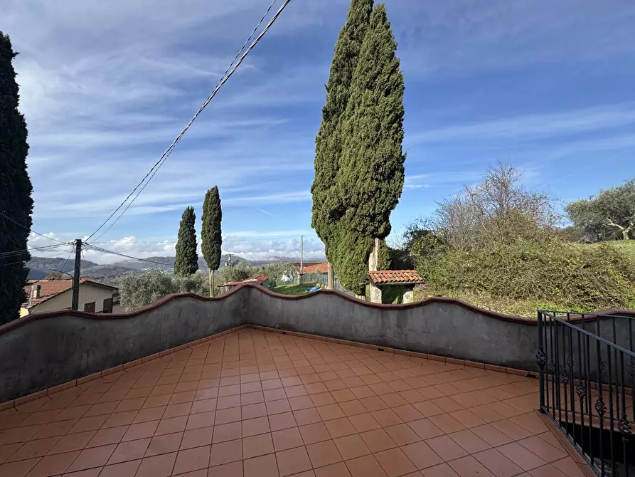 Immagine 38 di Casa semindipendente in vendita  in Via Pascoli 1 a Fivizzano