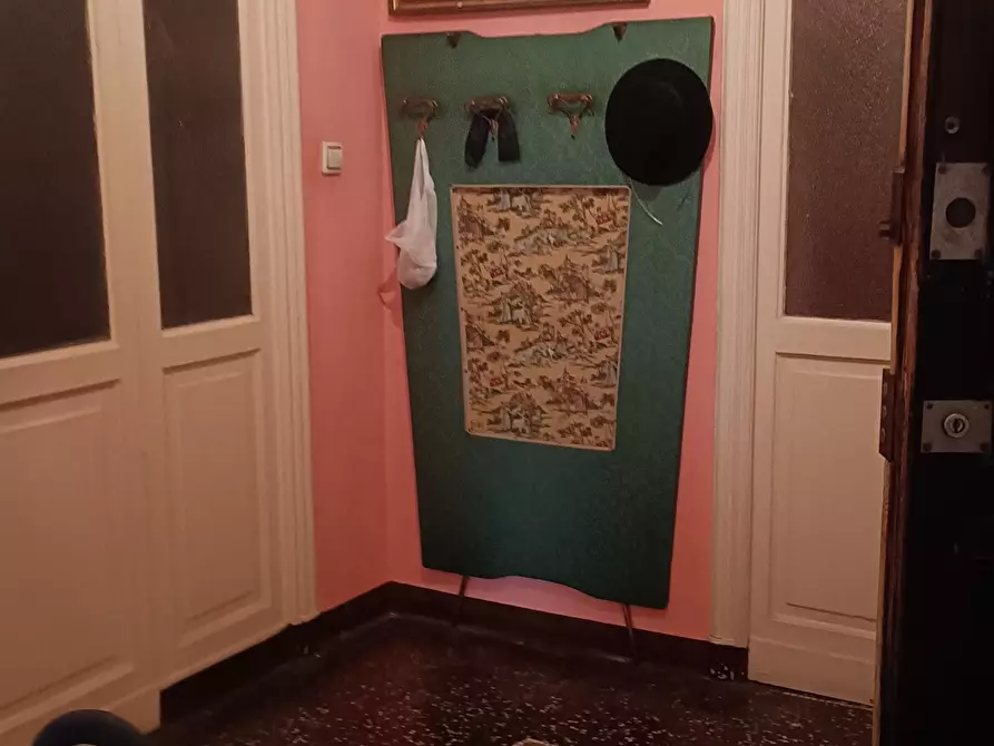 Immagine 6 di Appartamento in vendita  in Via Cornigliano 34 a Genova