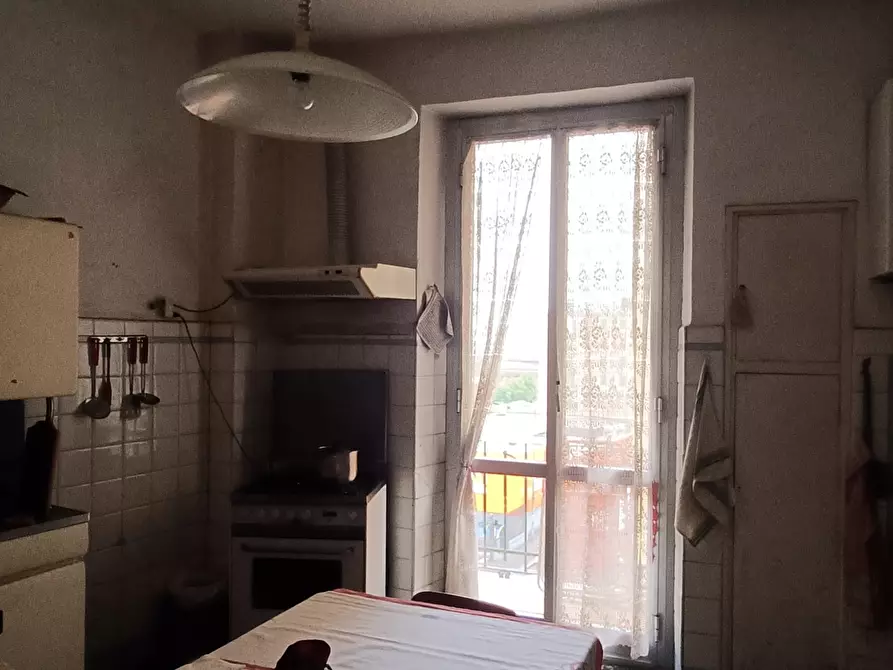 Immagine 17 di Appartamento in vendita  in Via Cornigliano 34 a Genova
