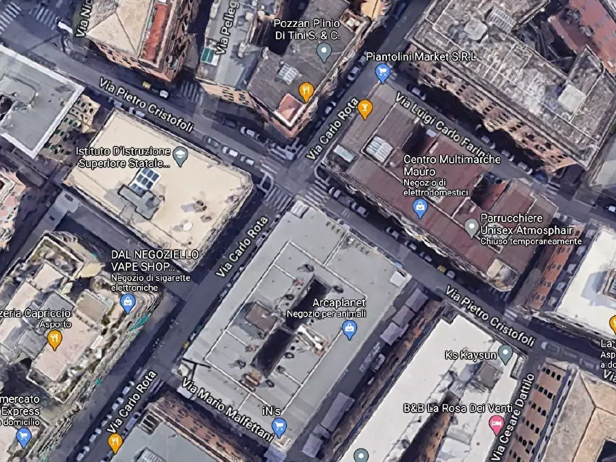 Immagine 8 di Locale commerciale in vendita  in Via Pietro Cristofoli 27R a Genova