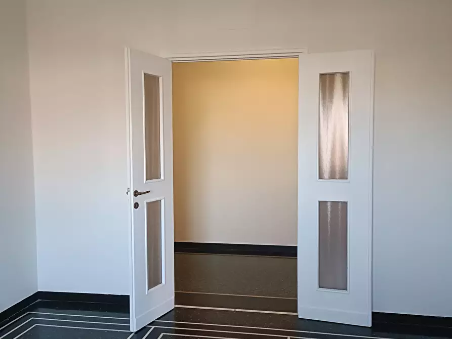 Immagine 12 di Appartamento in affitto  in Via Canevari 24 a Genova