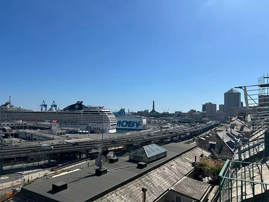 Immagine 29 di Pentalocale in vendita  in Via di Fassolo 3 a Genova