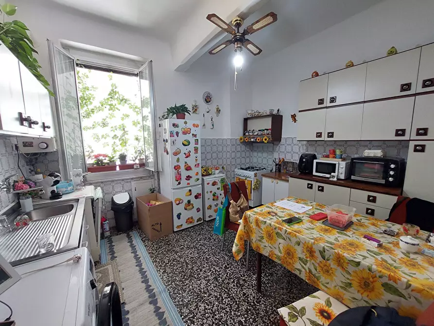Immagine 8 di Pentalocale in vendita  in Via Casata Centuriona a Genova