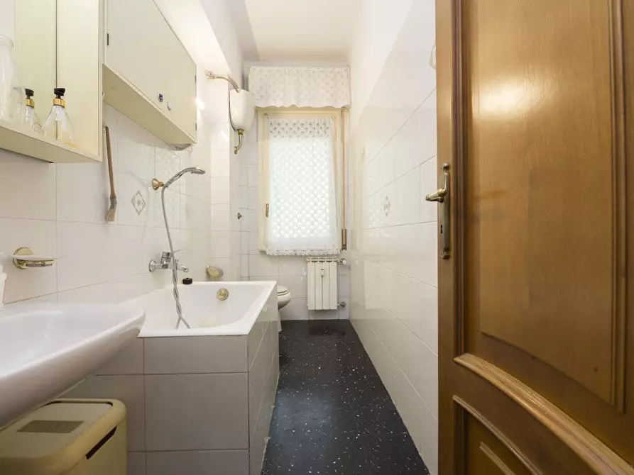 Immagine 17 di Appartamento in vendita  in Via Carlo Emery 1 a Genova