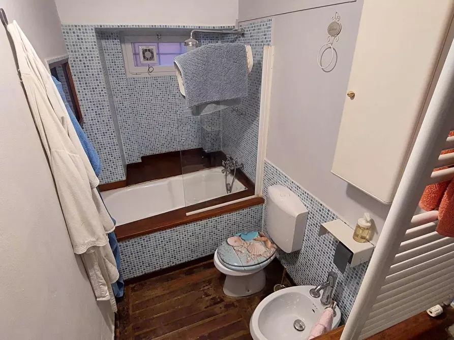 Immagine 17 di Trilocale in vendita  in Via San Pantaleo a Genova