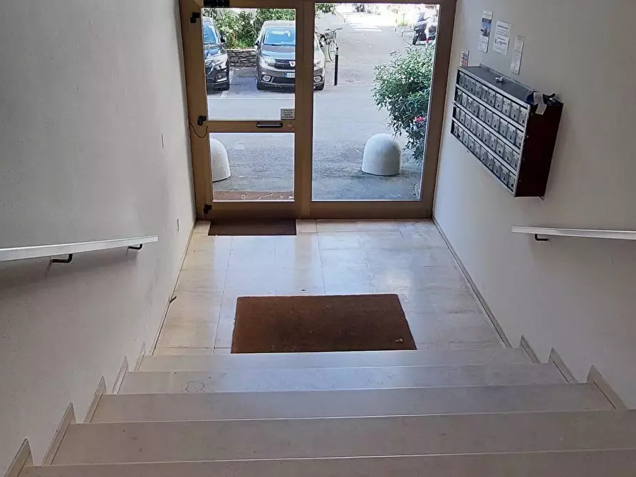 Immagine 30 di Bilocale in vendita  in Via Fratelli Bandiera 3 a Rapallo