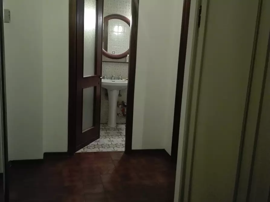 Immagine 46 di Bilocale in vendita  in Via all'Asilo Davide e Delfina Garbarino 2 a Genova