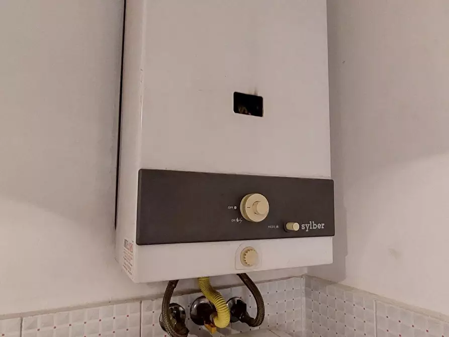 Immagine 45 di Quadrilocale in vendita  in Via Sturla 54 a Genova