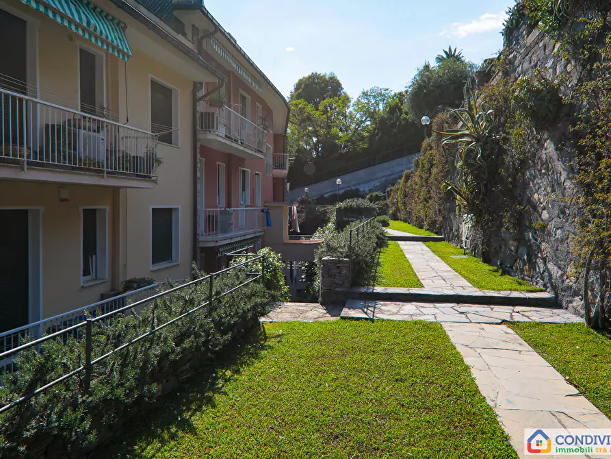 Immagine 14 di Appartamento in vendita  in Via Mulinetti 48 a Recco