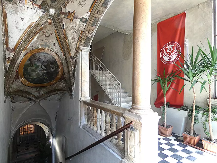 Immagine 42 di Appartamento in vendita  in Campetto 8A a Genova