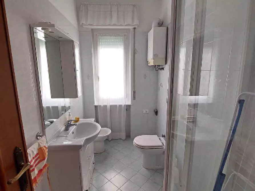 Immagine 14 di Bilocale in vendita  in Via Bartolomeo Carrea a Genova