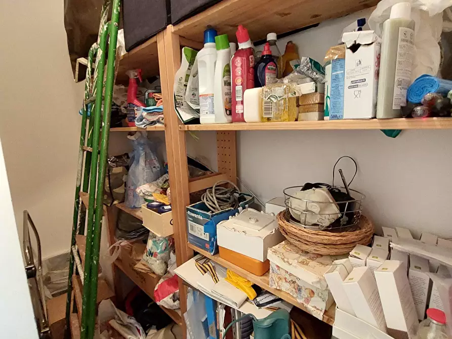 Immagine 34 di Trilocale in vendita  in Via Ameglia a Genova