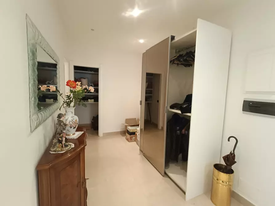 Immagine 62 di Pentalocale in vendita  in Via Paolo Antonio de Cavero 8 a Genova