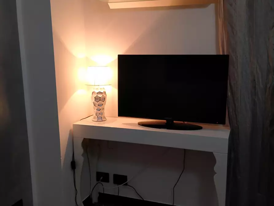 Immagine 22 di Bilocale in vendita  in Via delle Gavette a Genova