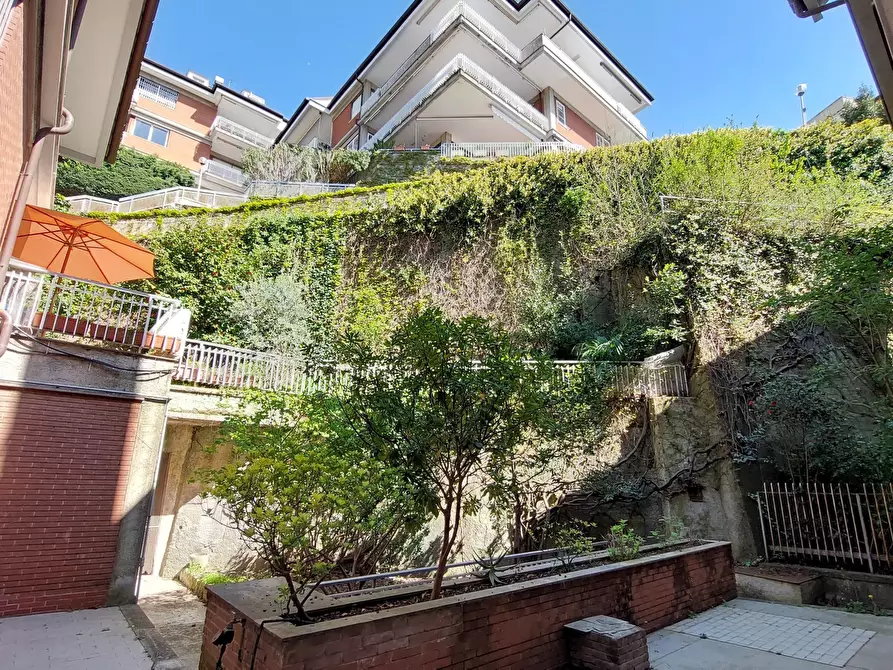 Immagine 23 di Trilocale in vendita  in Via Domenico Chiodo 25 a Genova