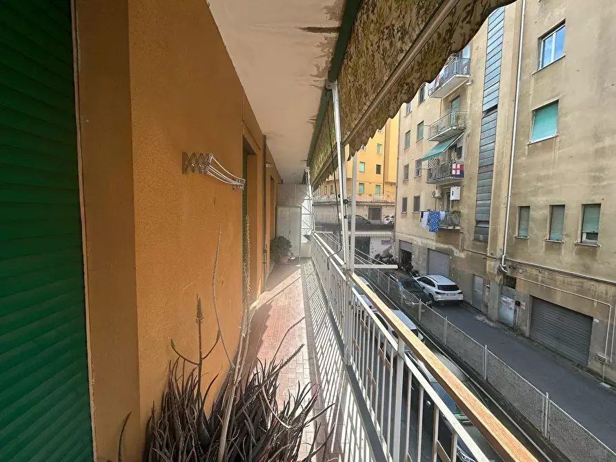 Immagine 12 di Quadrilocale in vendita  in Via Pasquale Berghini 38 a Genova