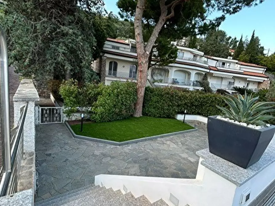 Immagine 67 di Villa in vendita  in Via Adelasia 139 a Alassio