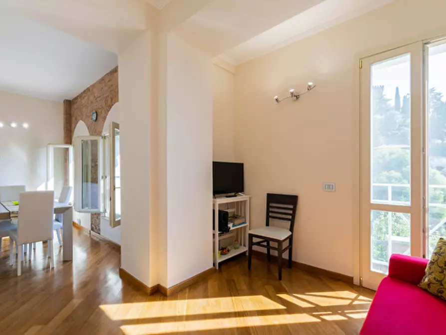 Immagine 8 di Trilocale in vendita  in Via Adelasia a Alassio