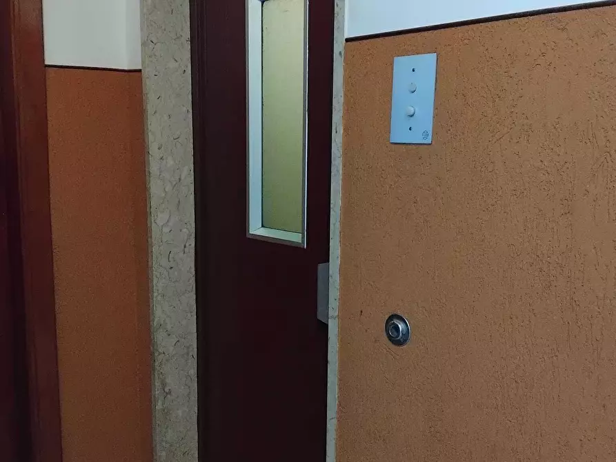 Immagine 21 di Bilocale in affitto  in Via Giotto 5 a Alassio