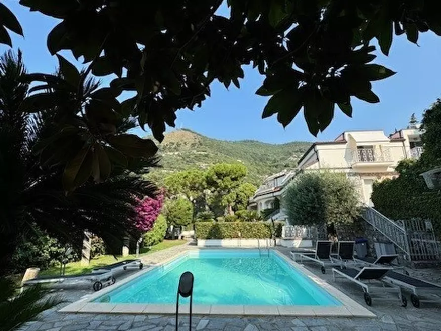 Immagine 78 di Villa in vendita  in Via Adelasia 139 a Alassio