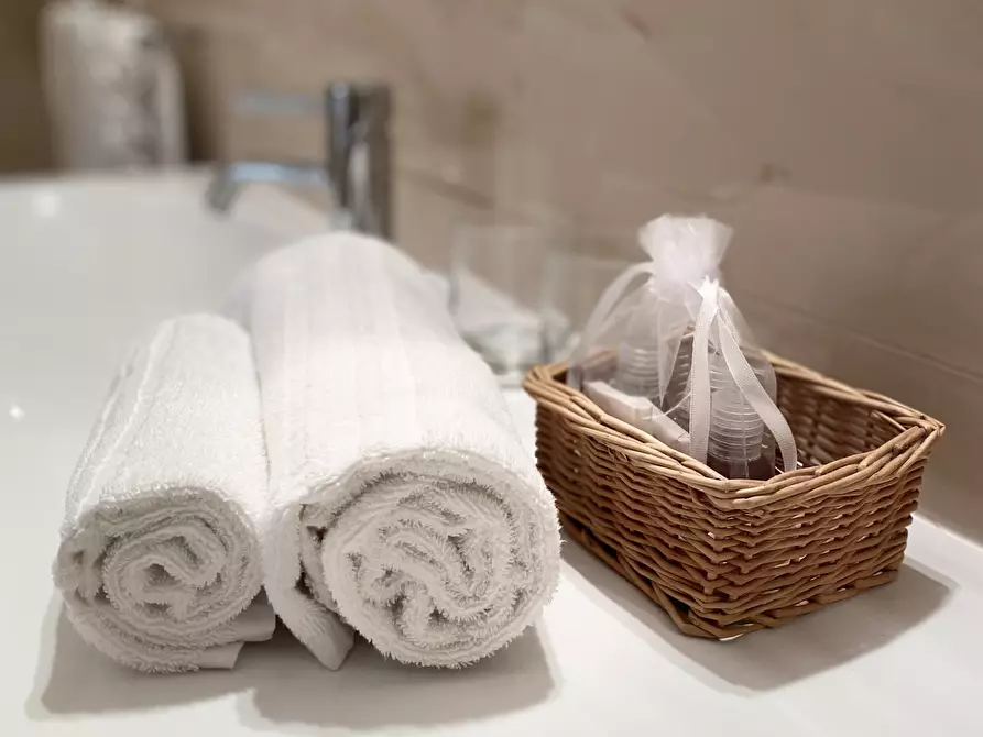 Immagine 13 di Bilocale in affitto  in Via Roma 48 a Alassio