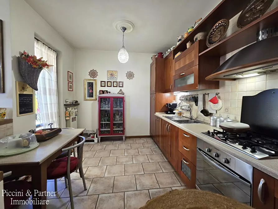 Immagine 10 di Villetta a schiera in vendita  in Via Macedonio Melloni a Spoleto