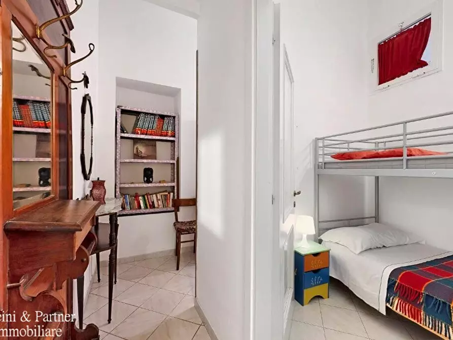 Immagine 11 di Trilocale in vendita  in Via Guani a Levanto