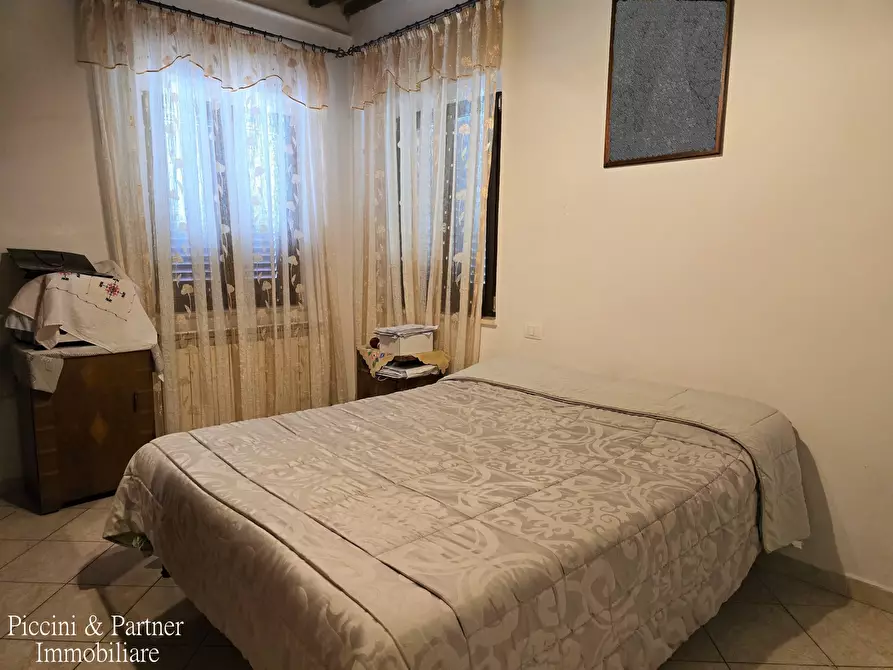 Immagine 45 di Terratetto in vendita  in Via Napoli a Castiglione Del Lago