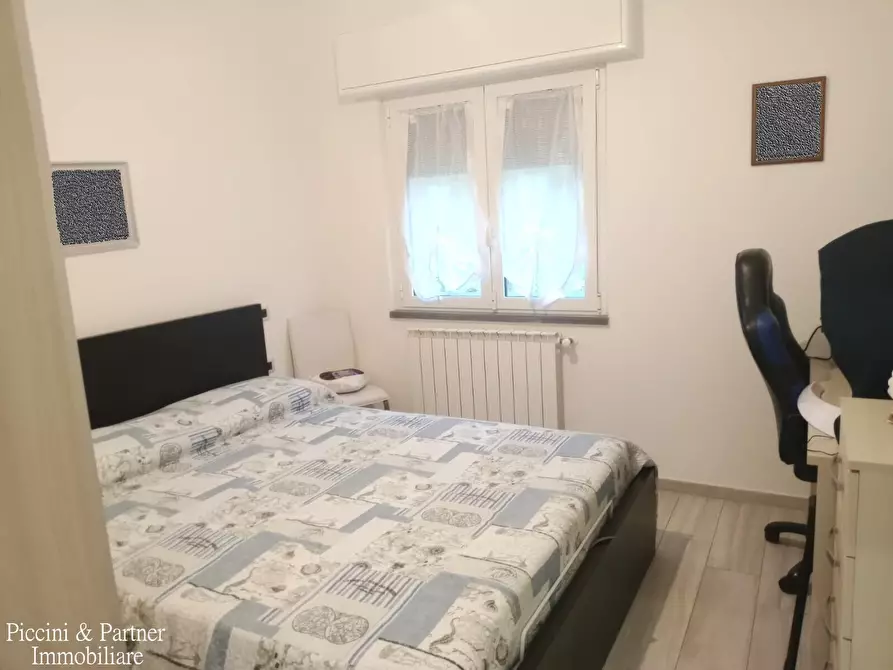 Immagine 24 di Villa in vendita  in Via Giovan Pietro Vitali a Massa