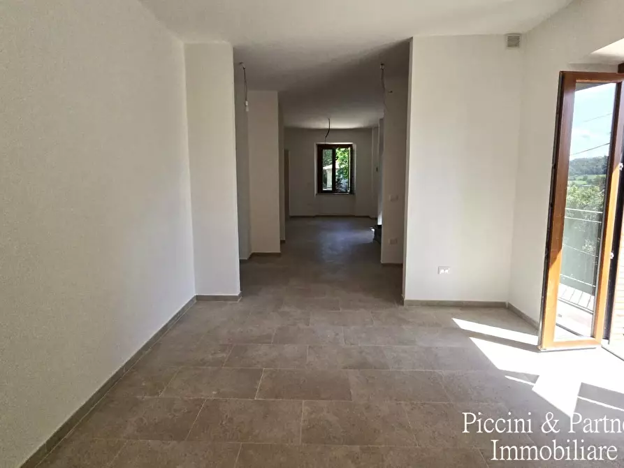 Immagine 19 di Rustico / casale in vendita  a Assisi