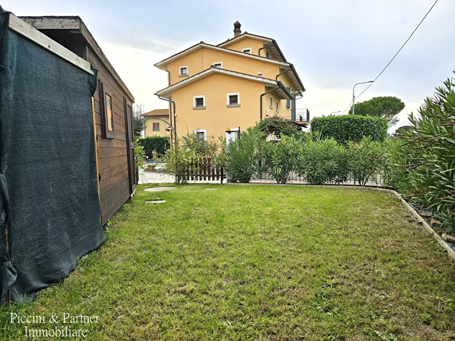 Immagine 76 di Villa in vendita  in C.a. Monsigliolo a Cortona