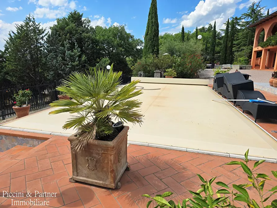 Immagine 79 di Villa in vendita  in Via Marzabotto 11 a Magione