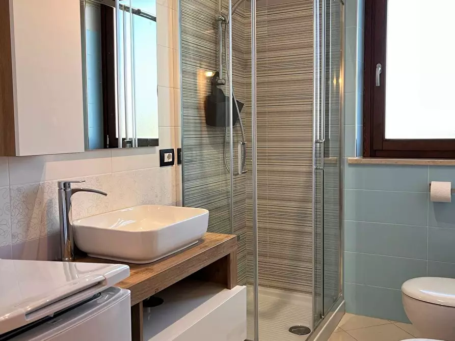 Immagine 26 di Quadrilocale in vendita  in Via Friuli a Castiglione Del Lago