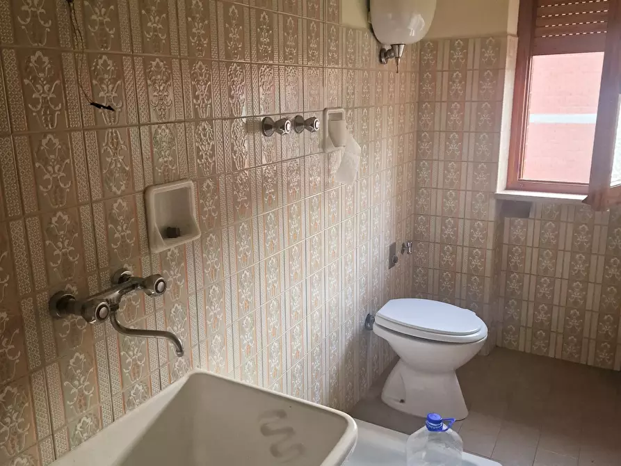 Immagine 37 di Pentalocale in vendita  in Via Console Flaminio a Tuoro Sul Trasimeno