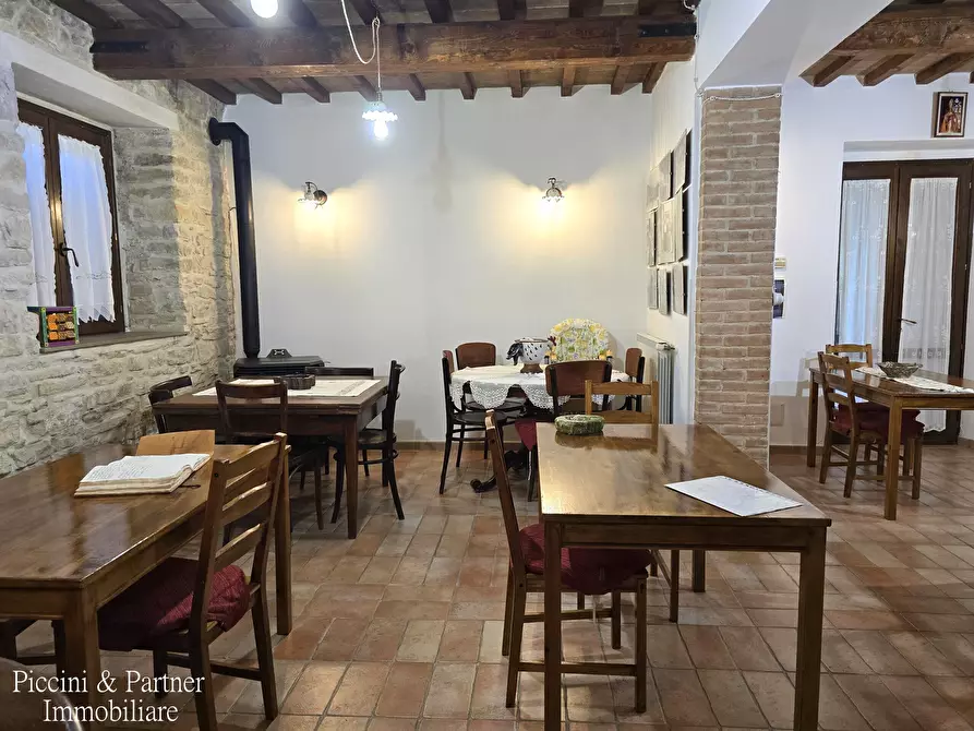 Immagine 11 di Agriturismo in vendita  in S.B.Vecchio a Gubbio